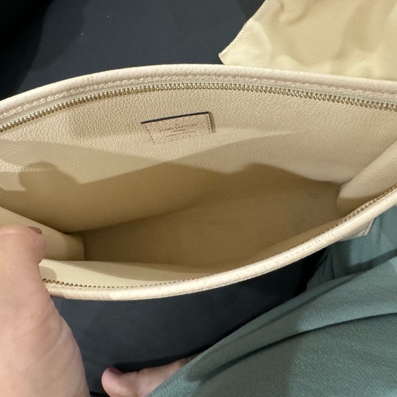 LOUIS VUITTON Creme Monogram Empreinte Leather Pool Poche Toilette 26 Pouch - Picture 7 of 7